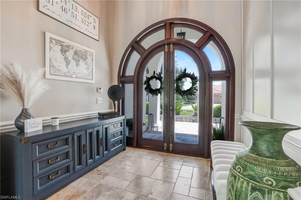 7562 Cordoba CIR, NAPLES FL 34109-4