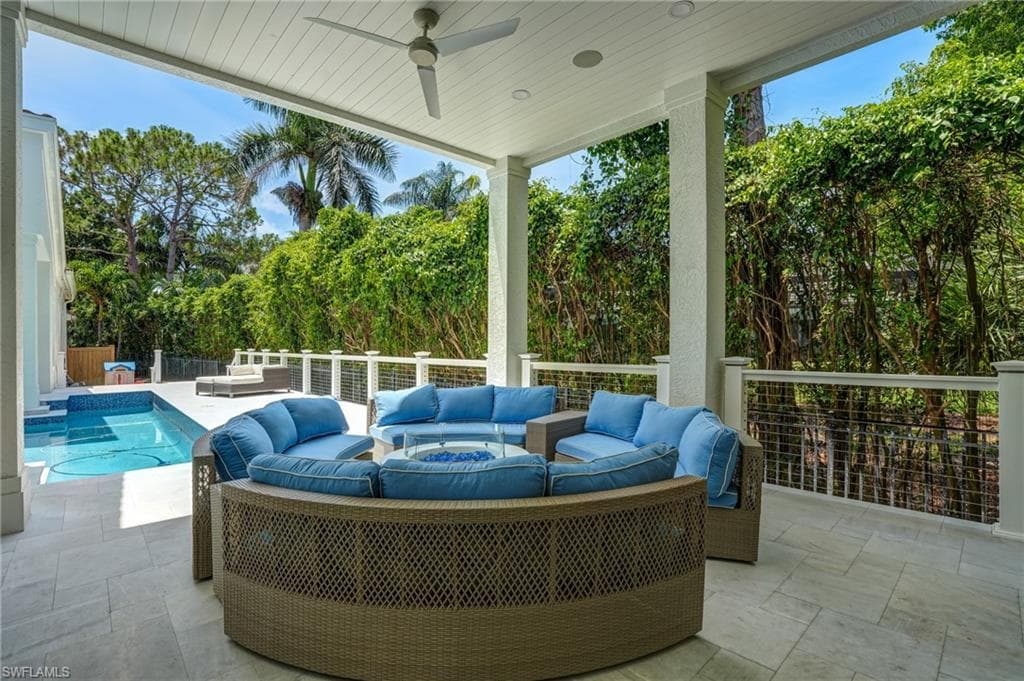 7562 Cordoba CIR, NAPLES FL 34109-38