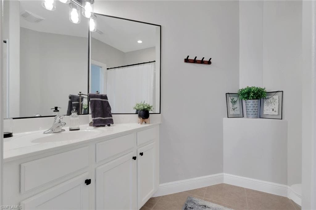 15464 Cortona WAY, NAPLES FL 34120-21