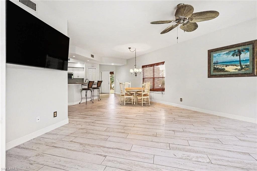 1240 Shady Rest LN # 104, NAPLES FL 34103-36