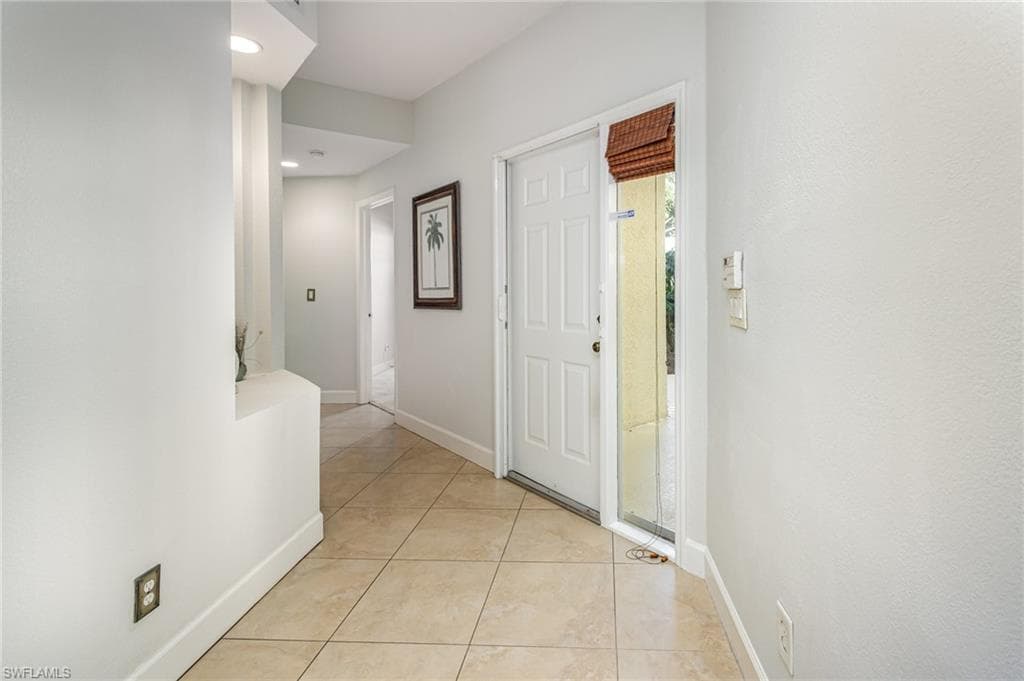 1240 Shady Rest LN # 104, NAPLES FL 34103-18