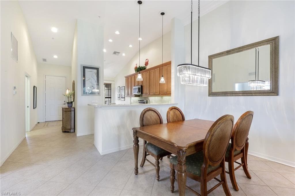 12080 Matera LN # 204, BONITA SPRINGS FL 34135-8