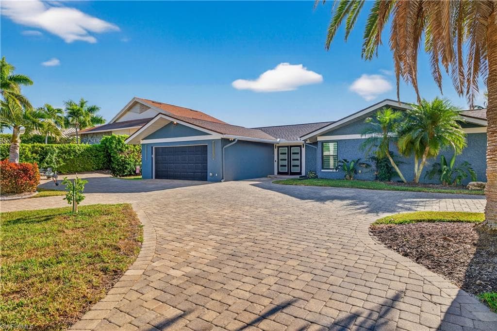 3907 SE 21st PL, CAPE CORAL FL 33904-1