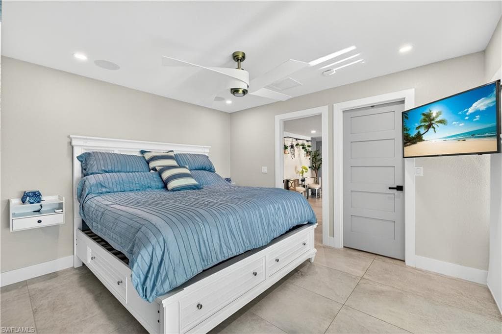 3907 SE 21st PL, CAPE CORAL FL 33904-23