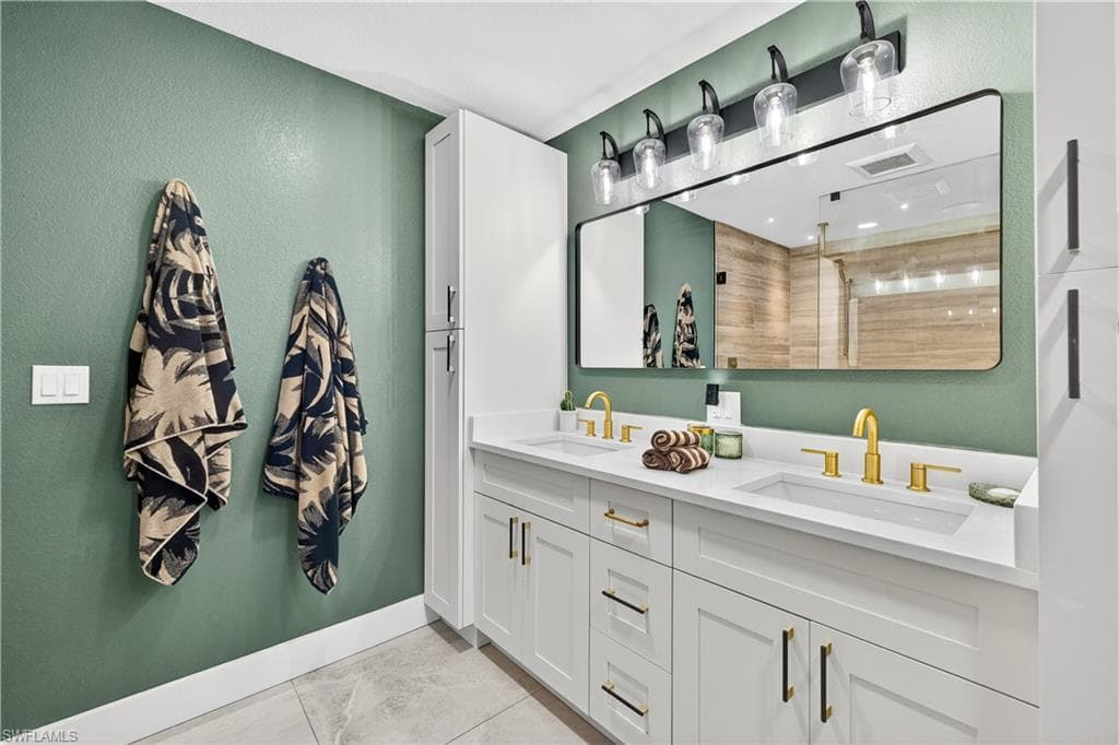 3907 SE 21st PL, CAPE CORAL FL 33904-19