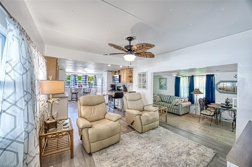 114 Moorhead MNR # 114, NAPLES FL 34112-15