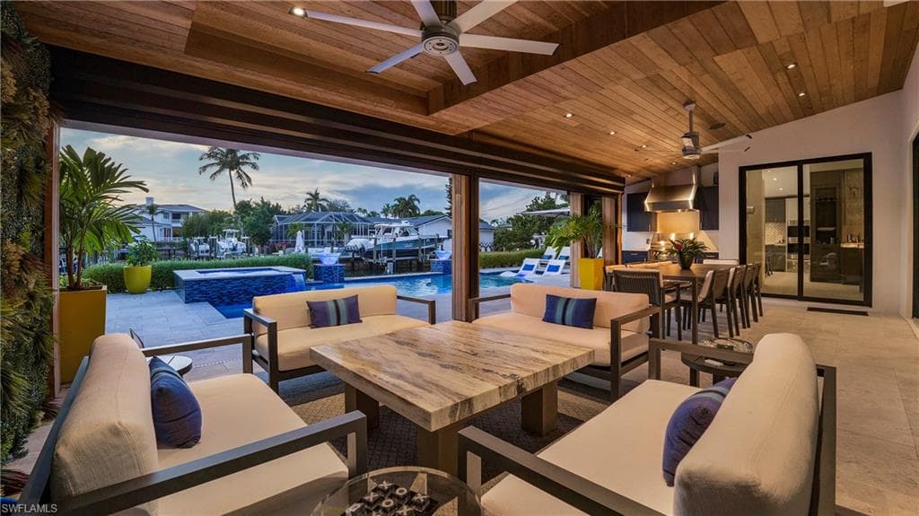 1650 Mullet CT, NAPLES FL 34102-2