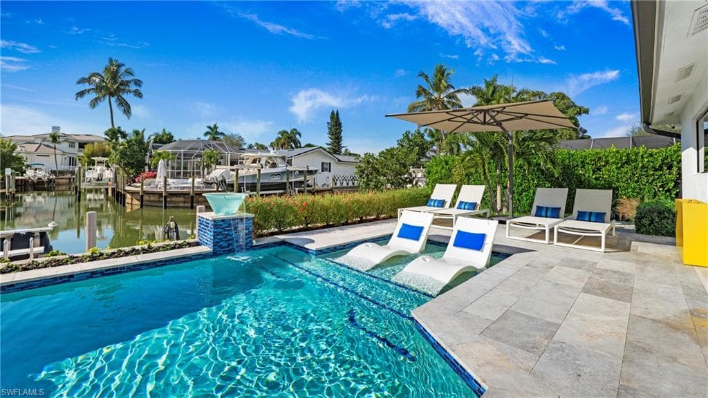 1650 Mullet CT, NAPLES FL 34102-35