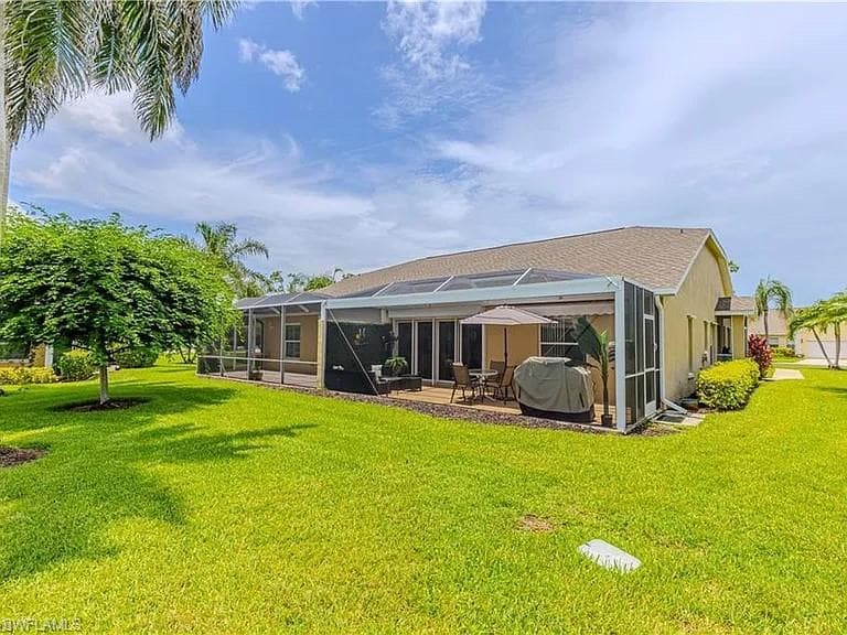 5595 Greenwood CIR # 92, NAPLES FL 34112-6