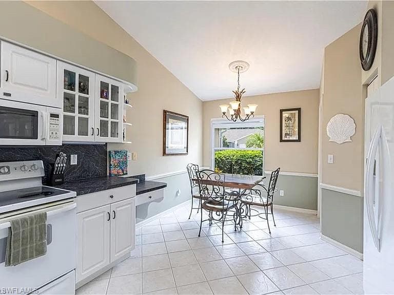 5595 Greenwood CIR # 92, NAPLES FL 34112-20
