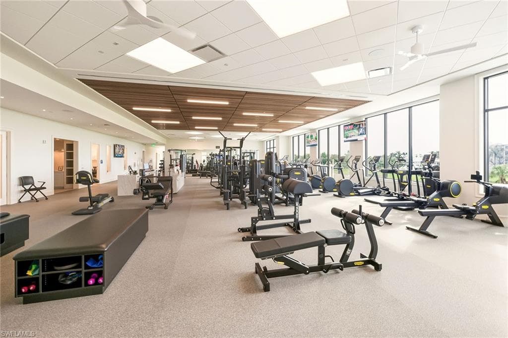 321 Hideaway CIR S, MARCO ISLAND FL 34145-17