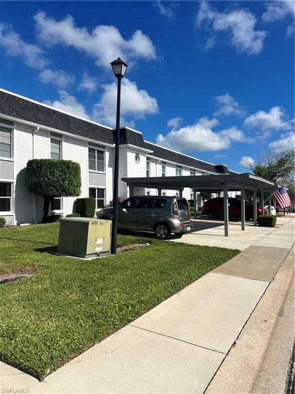 6832 Sandtrap DR # 1, FORT MYERS FL 33919-20