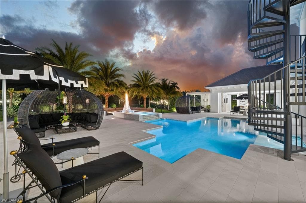 142 Eugenia DR-46