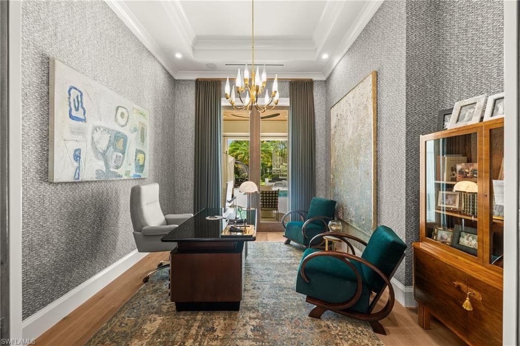 142 Eugenia DR-36