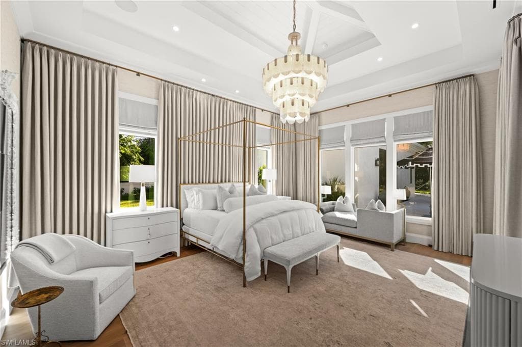 142 Eugenia DR-30