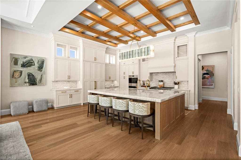 142 Eugenia DR-7