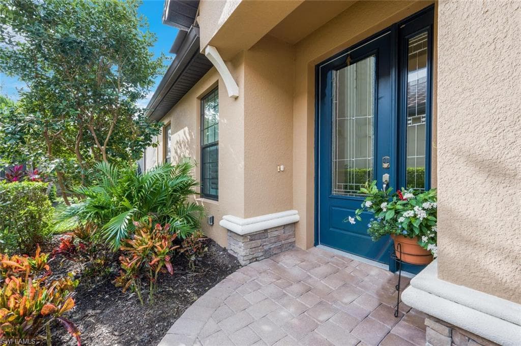 8332 Lucello TER N, NAPLES FL 34114-3