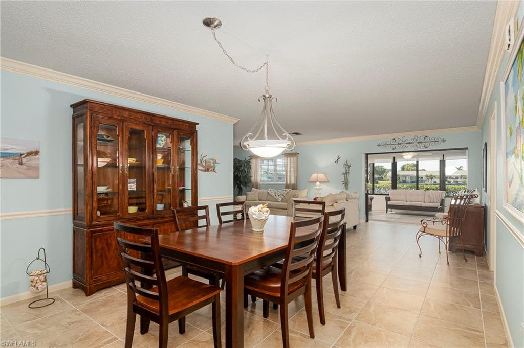 6916 Winkler RD, FORT MYERS FL 33919-5