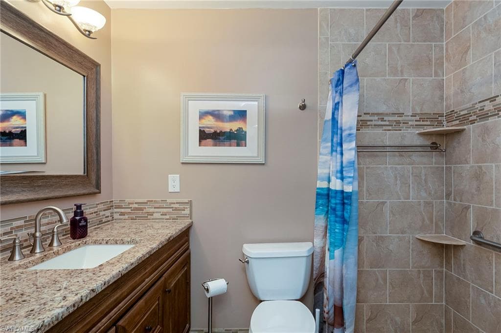 6916 Winkler RD, FORT MYERS FL 33919-16
