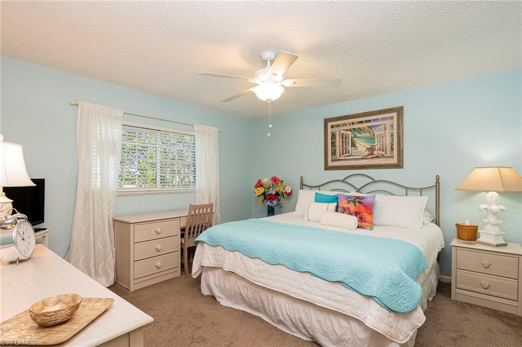 6916 Winkler RD, FORT MYERS FL 33919-13