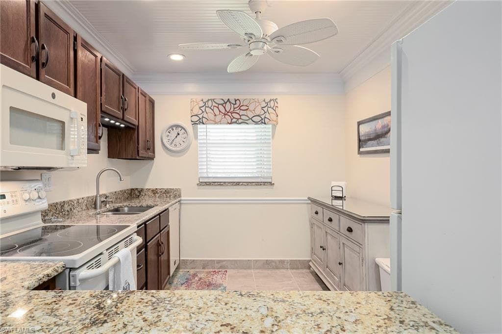 6916 Winkler RD, FORT MYERS FL 33919-10