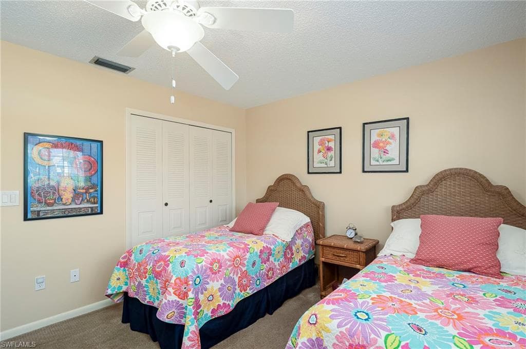 6916 Winkler RD, FORT MYERS FL 33919-18