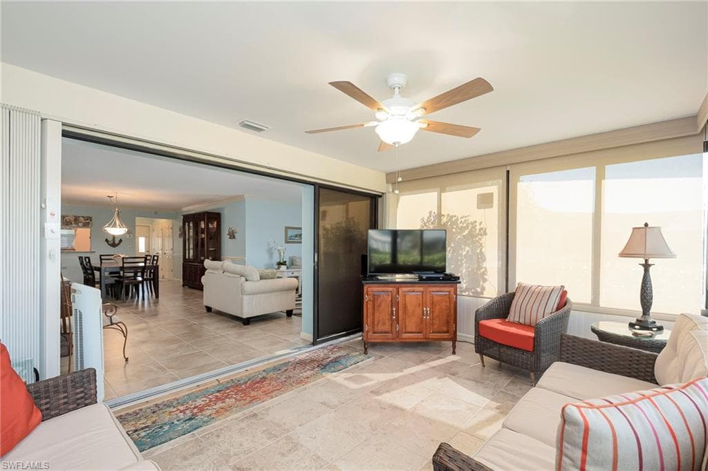 6916 Winkler RD, FORT MYERS FL 33919-3
