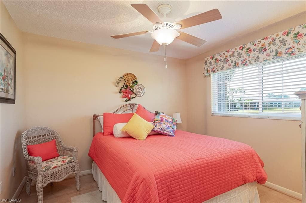 6916 Winkler RD, FORT MYERS FL 33919-20