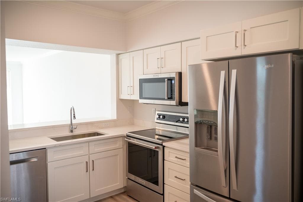 3235 Cypress Glen WAY # 309, NAPLES FL 34109-1