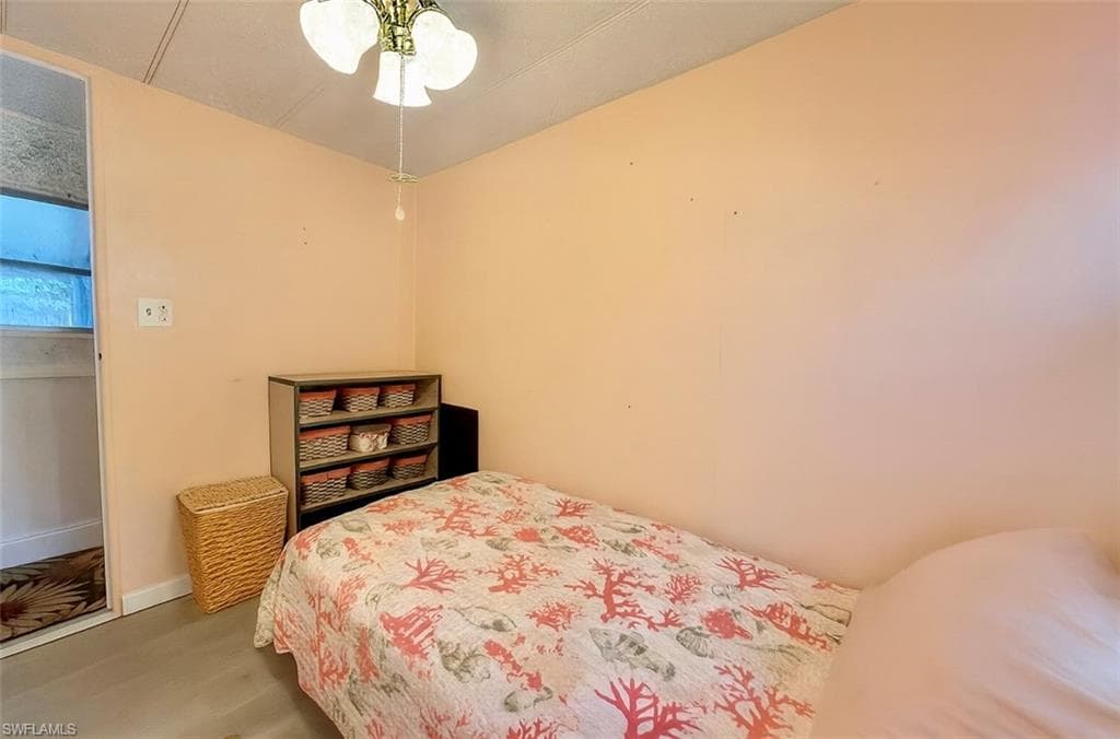 112 Cape Sable DR, NAPLES FL 34104-11