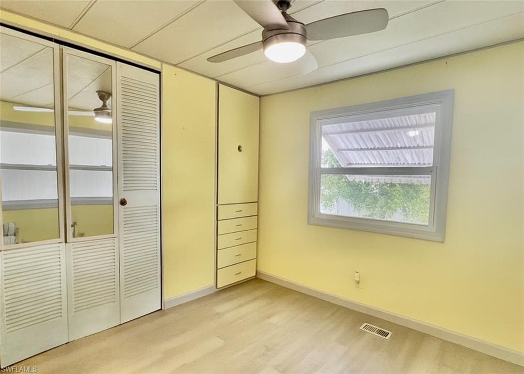 112 Cape Sable DR, NAPLES FL 34104-8