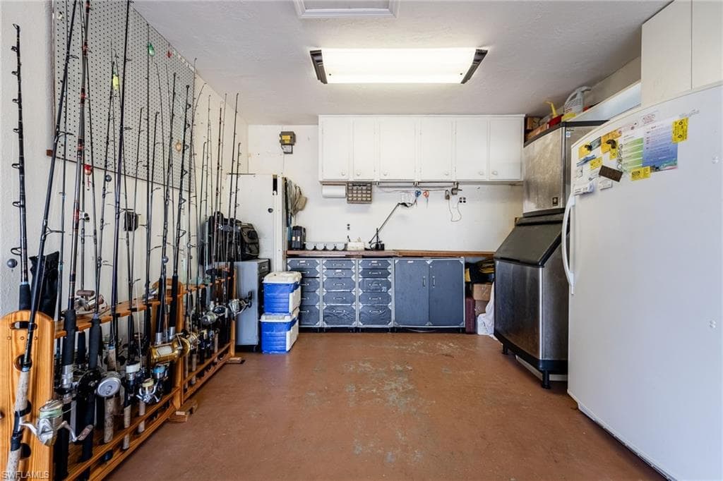 3630 SE 17th AVE, CAPE CORAL FL 33904-24