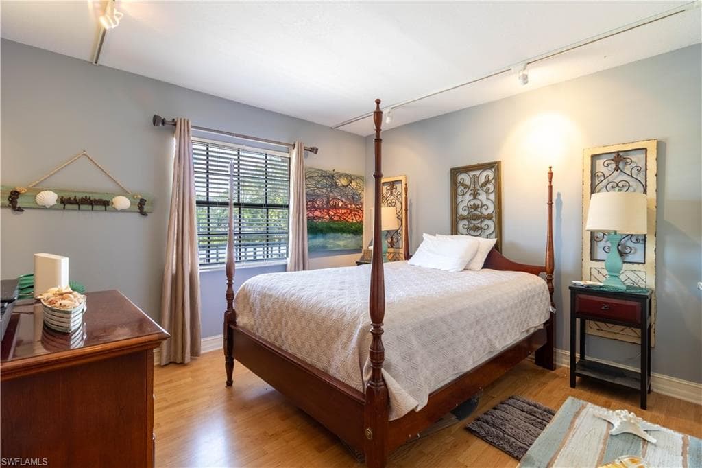 5535 Rattlesnake Hammock RD # 205, NAPLES FL 34113-9