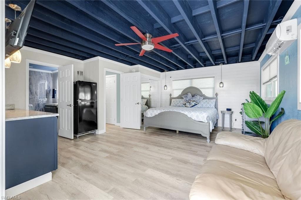 100 Tarpon RD, FORT MYERS BEACH FL 33931-26