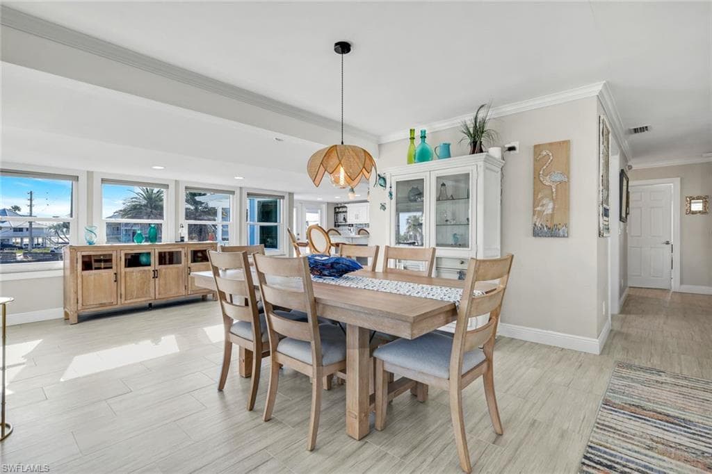 100 Tarpon RD, FORT MYERS BEACH FL 33931-12