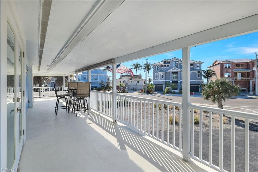 100 Tarpon RD, FORT MYERS BEACH FL 33931-36