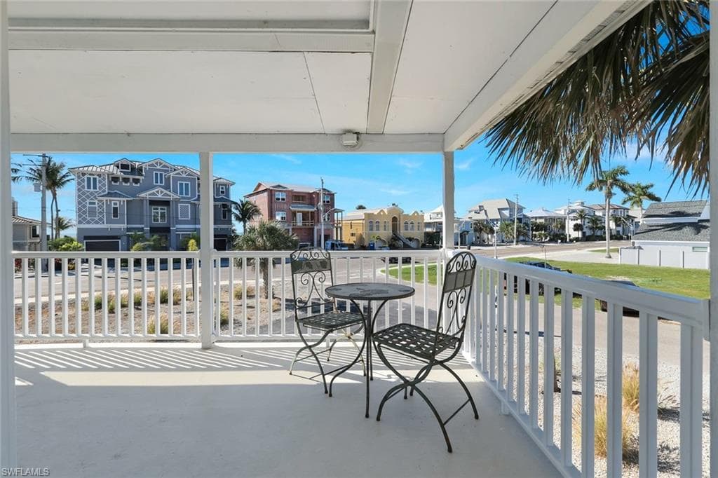 100 Tarpon RD, FORT MYERS BEACH FL 33931-38