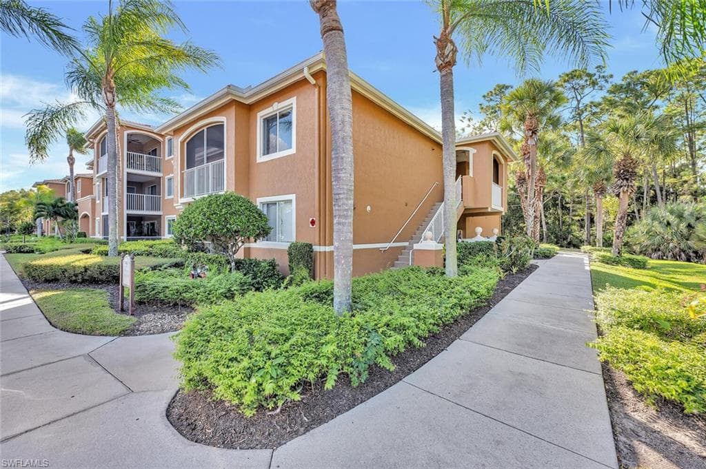 1865 Florida Club DR # 6211, NAPLES FL 34112-9