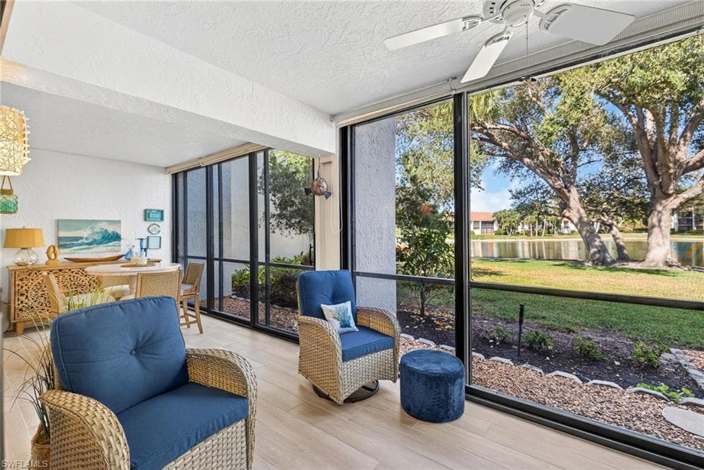 521 Lake Louise CT # 103, NAPLES FL 34110-28