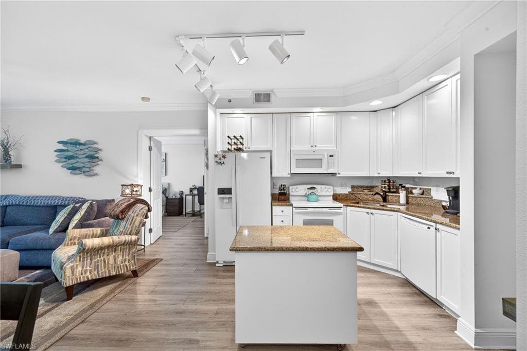 2825 Palm Beach BLVD # 317, FORT MYERS FL 33916-7