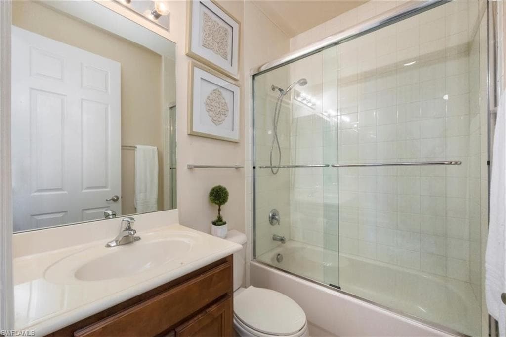 6502 Monterey PT # 202, NAPLES FL 34105-27