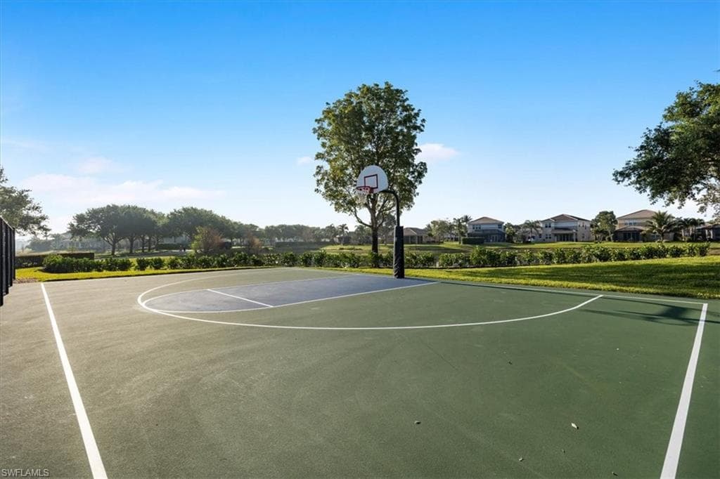 6502 Monterey PT # 202, NAPLES FL 34105-48