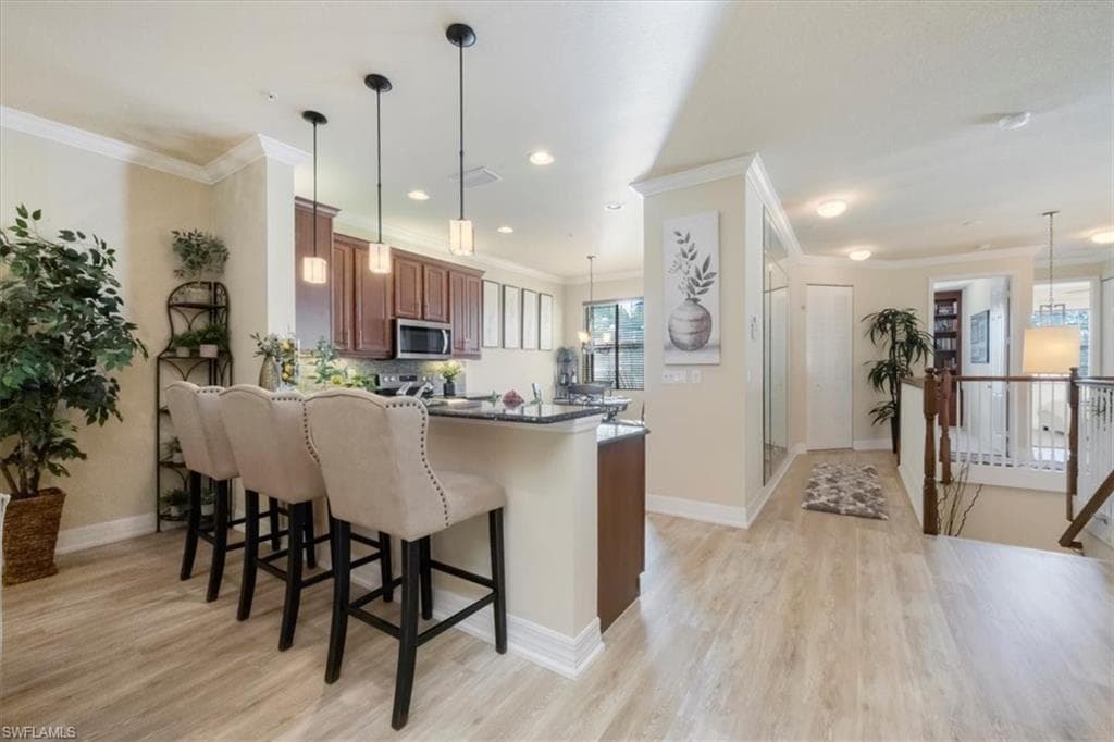 6502 Monterey PT # 202, NAPLES FL 34105-10