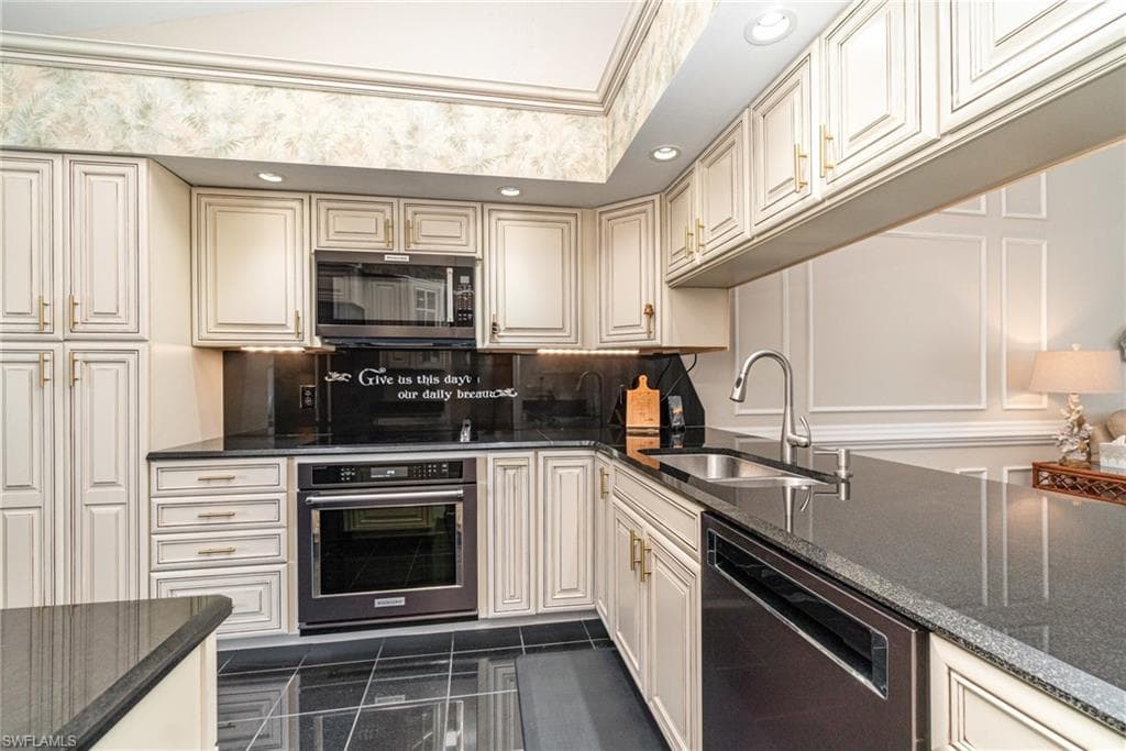 912 SW 48th TER # 208, CAPE CORAL FL 33914-9