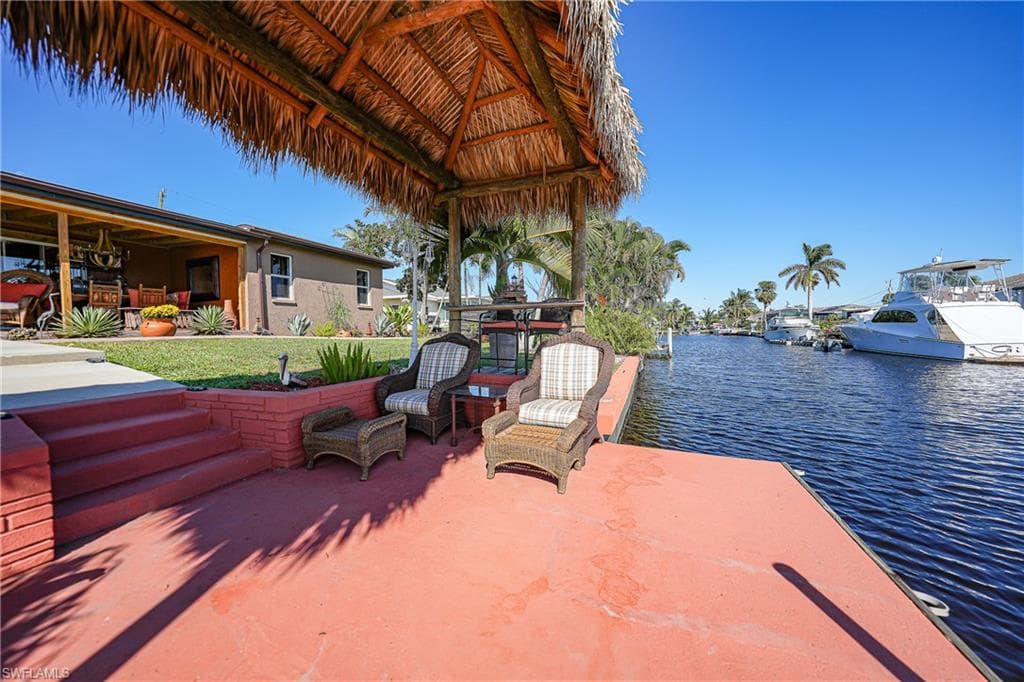 4536 Vinsetta AVE, NORTH FORT MYERS FL 33903-27