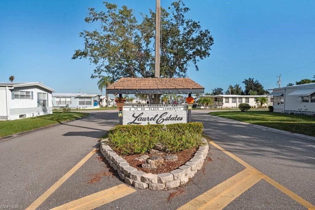 2798 Teakwood BLVD, NORTH FORT MYERS FL 33917-23