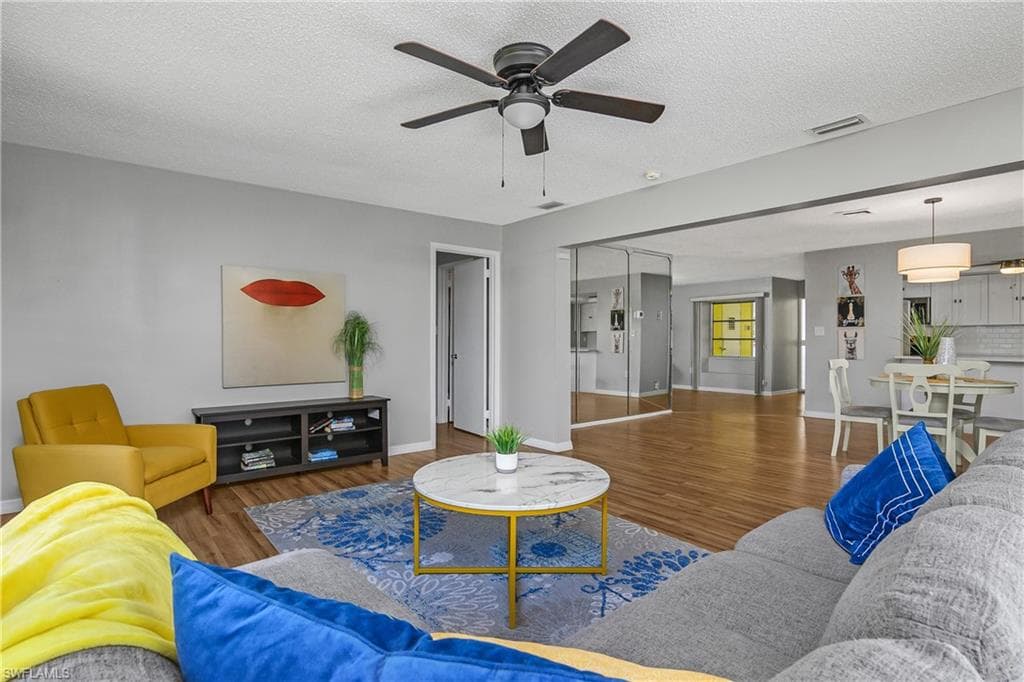 3538 Silver Pine CT # 87, SARASOTA FL 34231-7