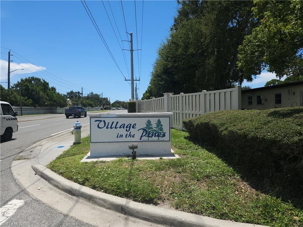 3538 Silver Pine CT # 87, SARASOTA FL 34231-24