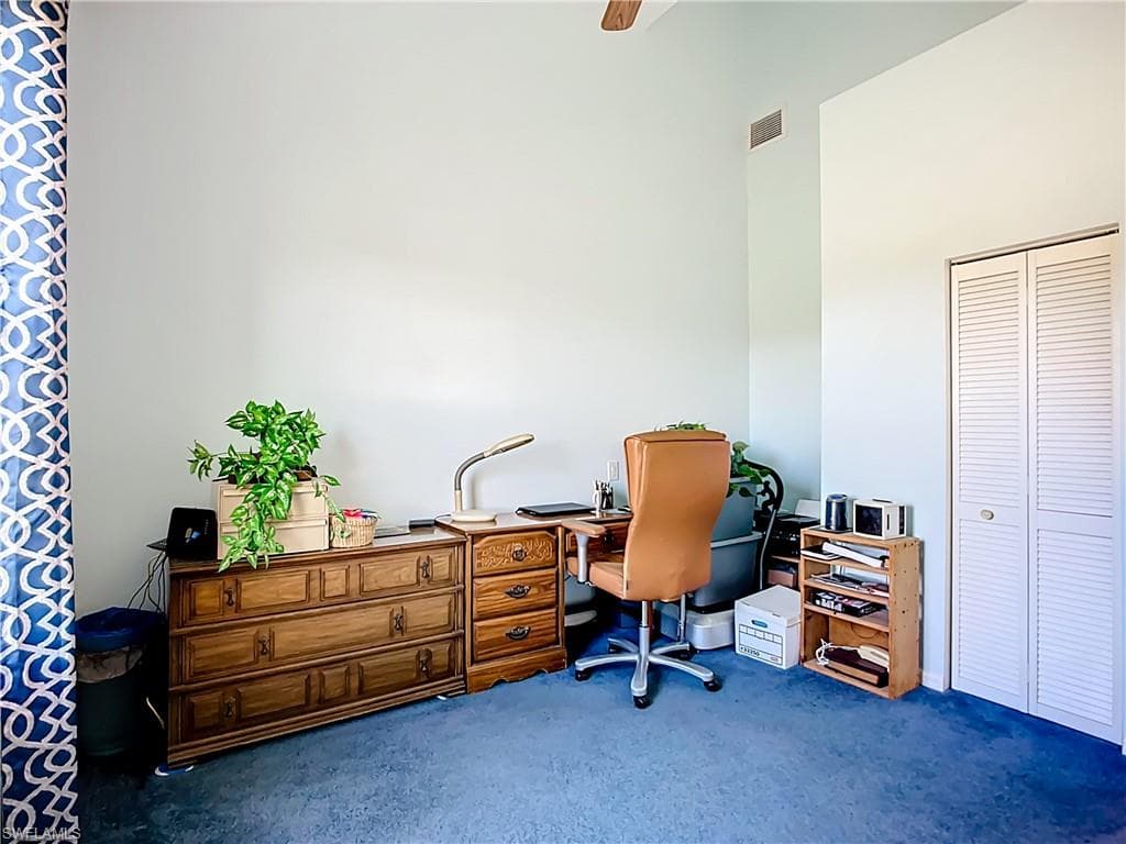 4353 Hidden River RD, SARASOTA FL 34240-21