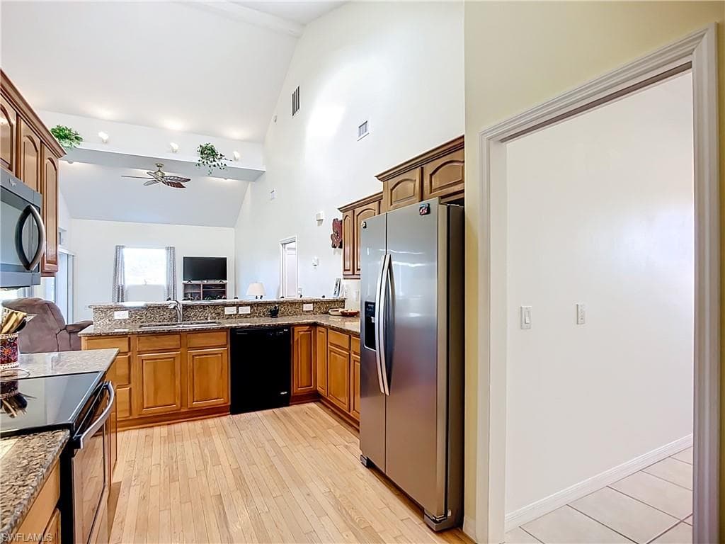 4353 Hidden River RD, SARASOTA FL 34240-8